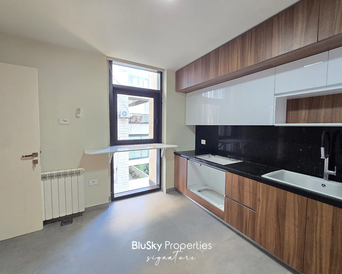 Apartment for sale in Monteverde main street، moutazah, lebanon