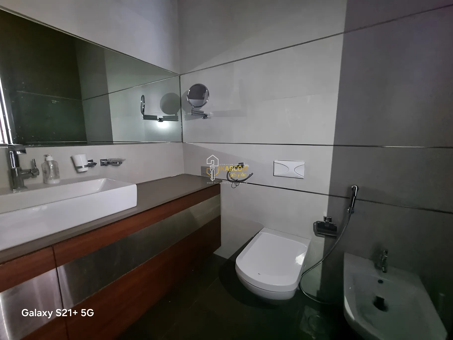 Apartment for sale in Jeanne Darc, Bayrut, Lebanon