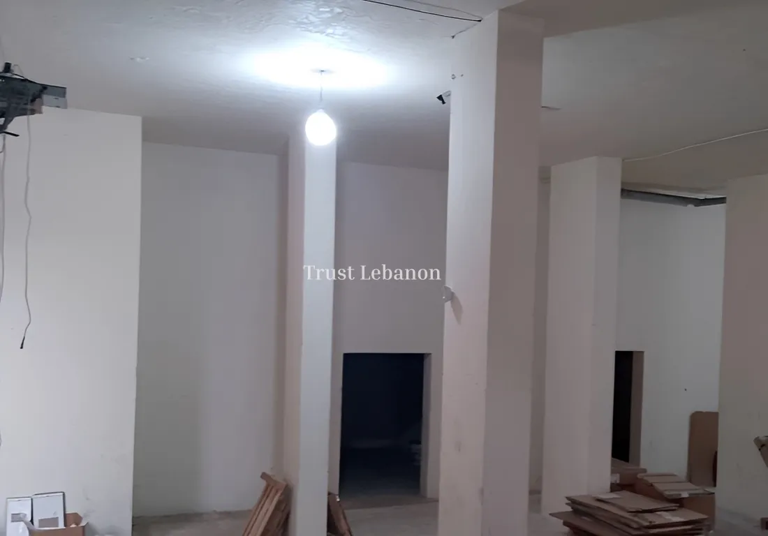 Warehouse for rent in Antelias, Lebanon