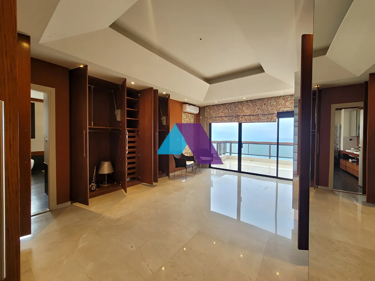 Apartment for Sale in Sahel Aalma - 5 bed, 5 bath