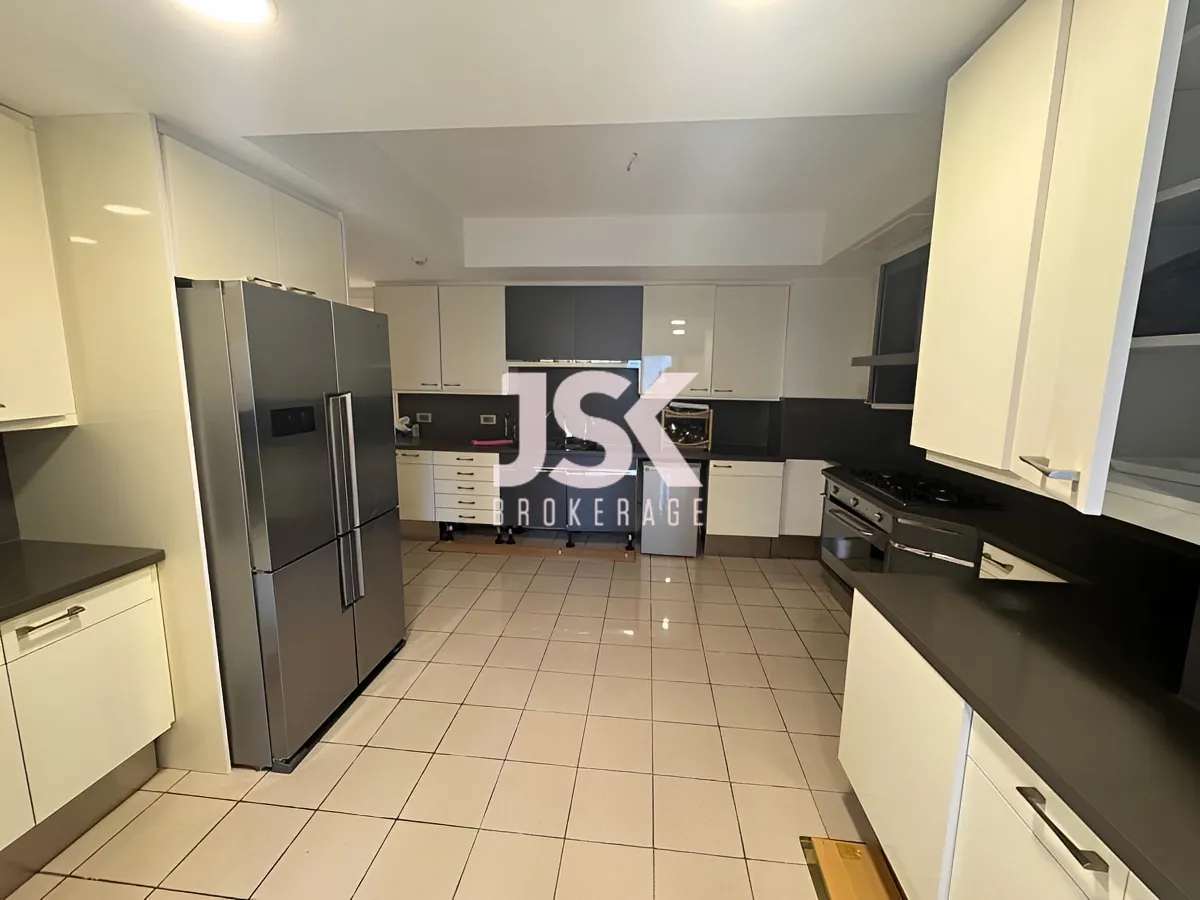 Apartment for Sale in Hamra, Beirut, Lebanon