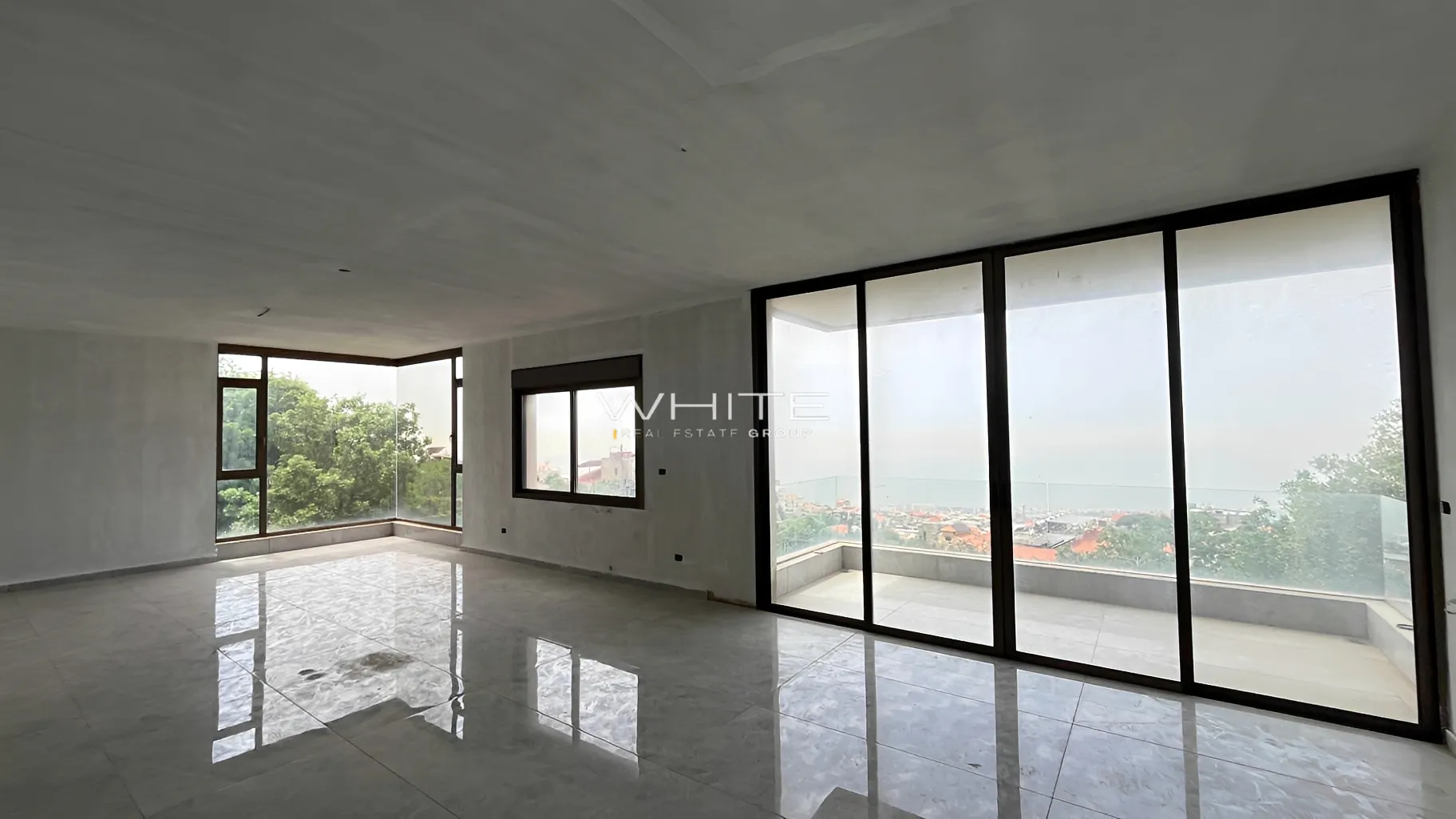 Apartment for sale in Cornet Chahwan, Lebanon - 3 bed, 4 bath