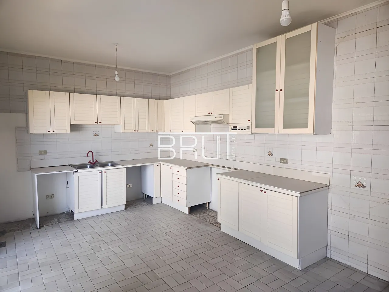 Apartment for Rent in Zouk Mosbeh