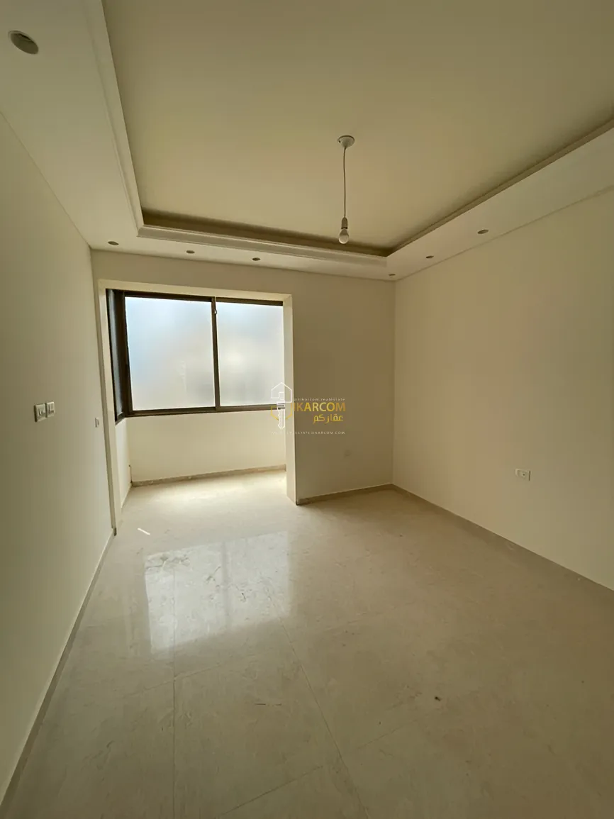 Apartment for sale in Sakiet El Janzeer, Bayrut, Lebanon