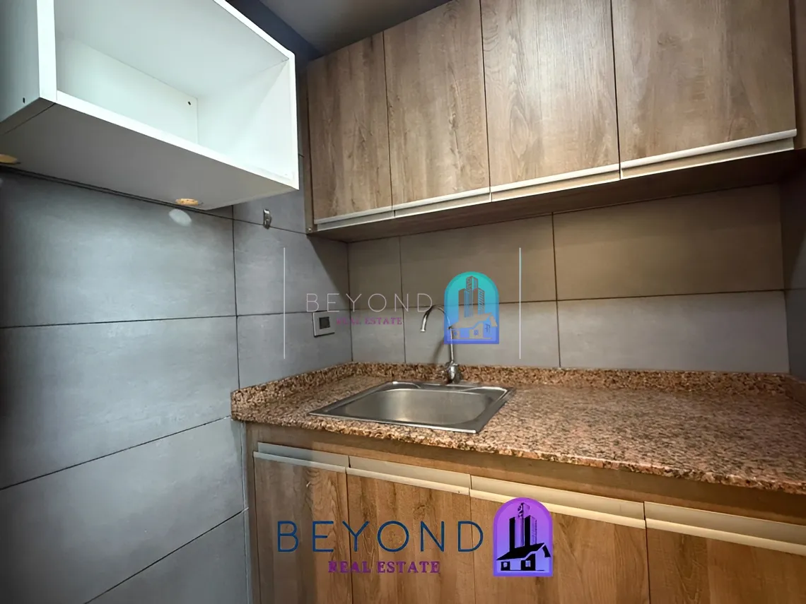 Office for rent in Ain Al Mraiseh, Beirut, Lebanon