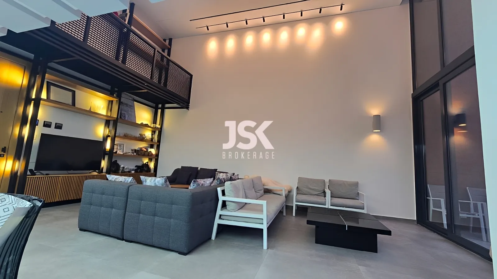 Loft for Sale in Mar Mikhael