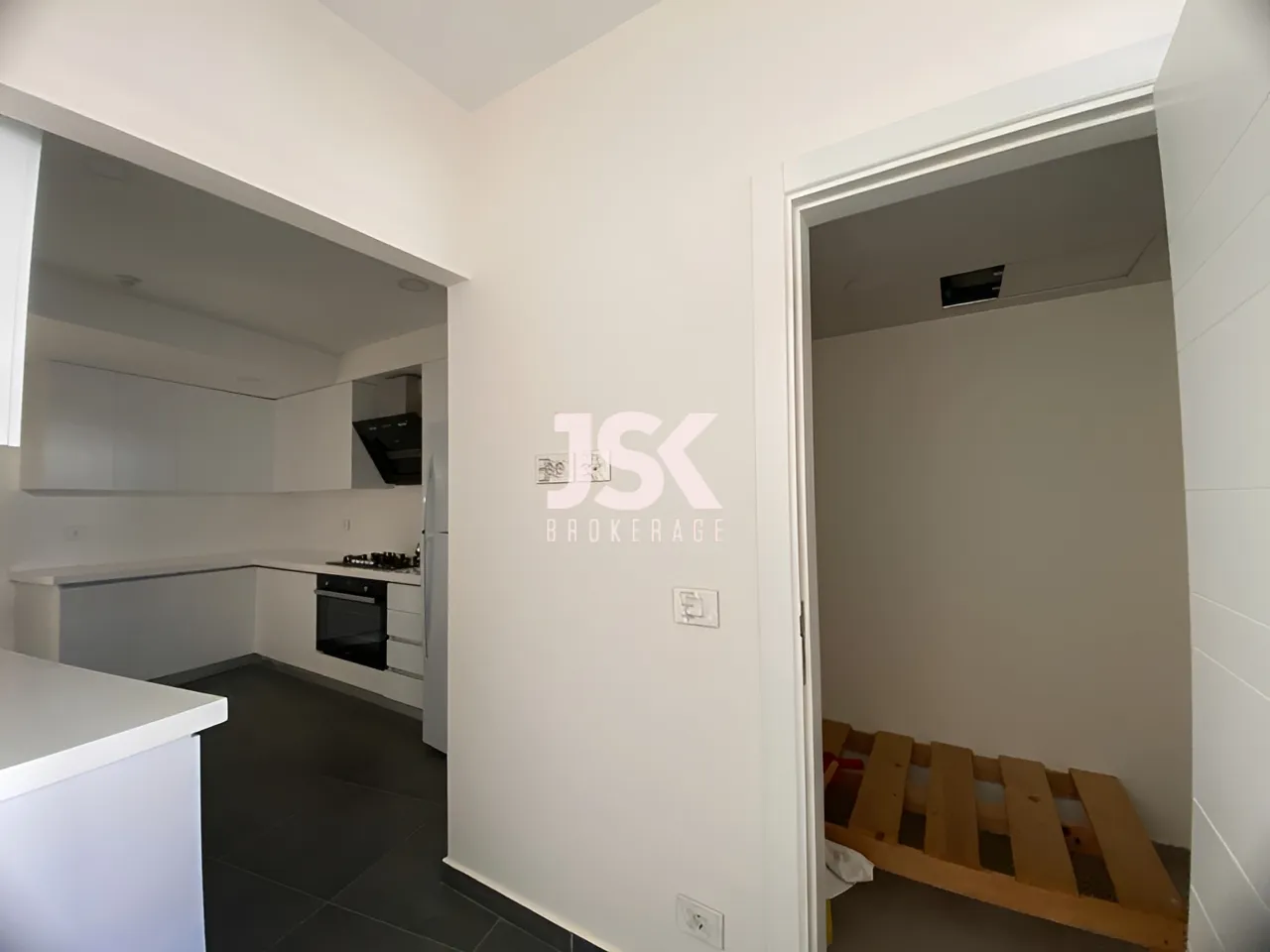 Apartment for Rent in Ras