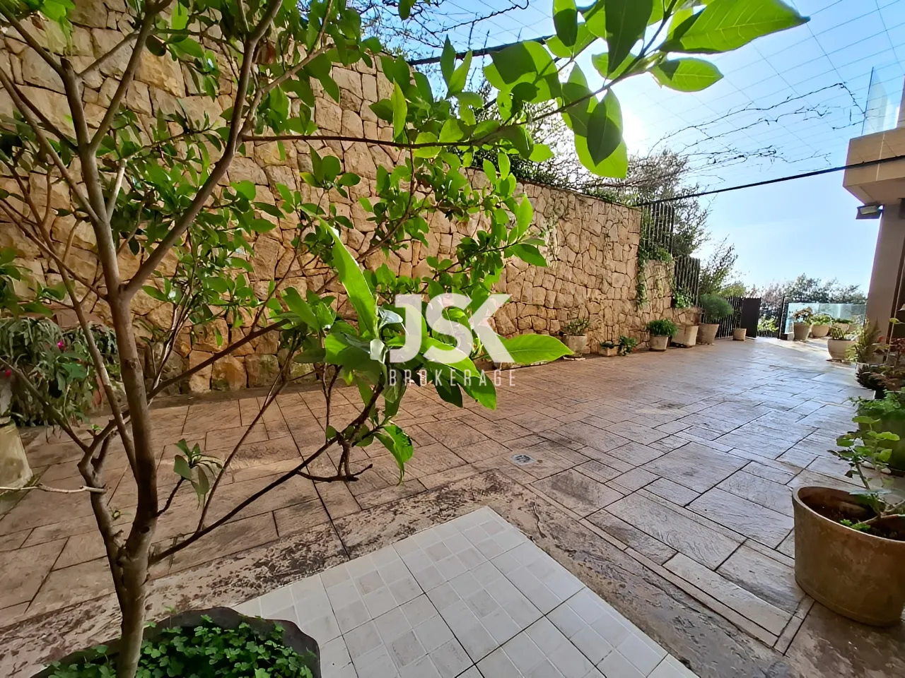 Apartment for Sale in Ghosta