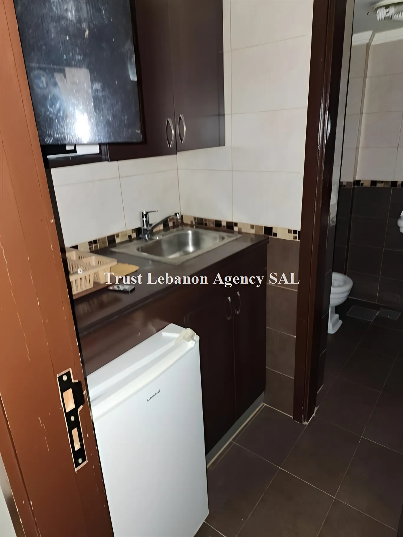 Office for sale in Metn, Dawra