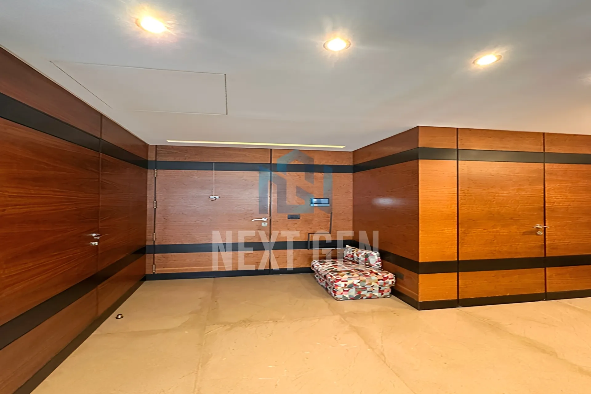 Apartment for sale in Sanayeh, Beirut, Lebanon - 3 bed, 3 bath