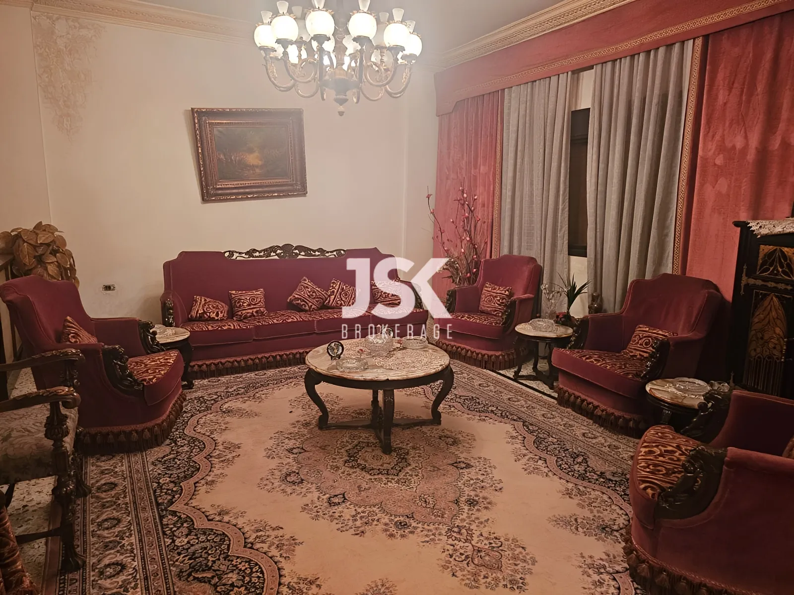 Office for Sale in Jdeideh