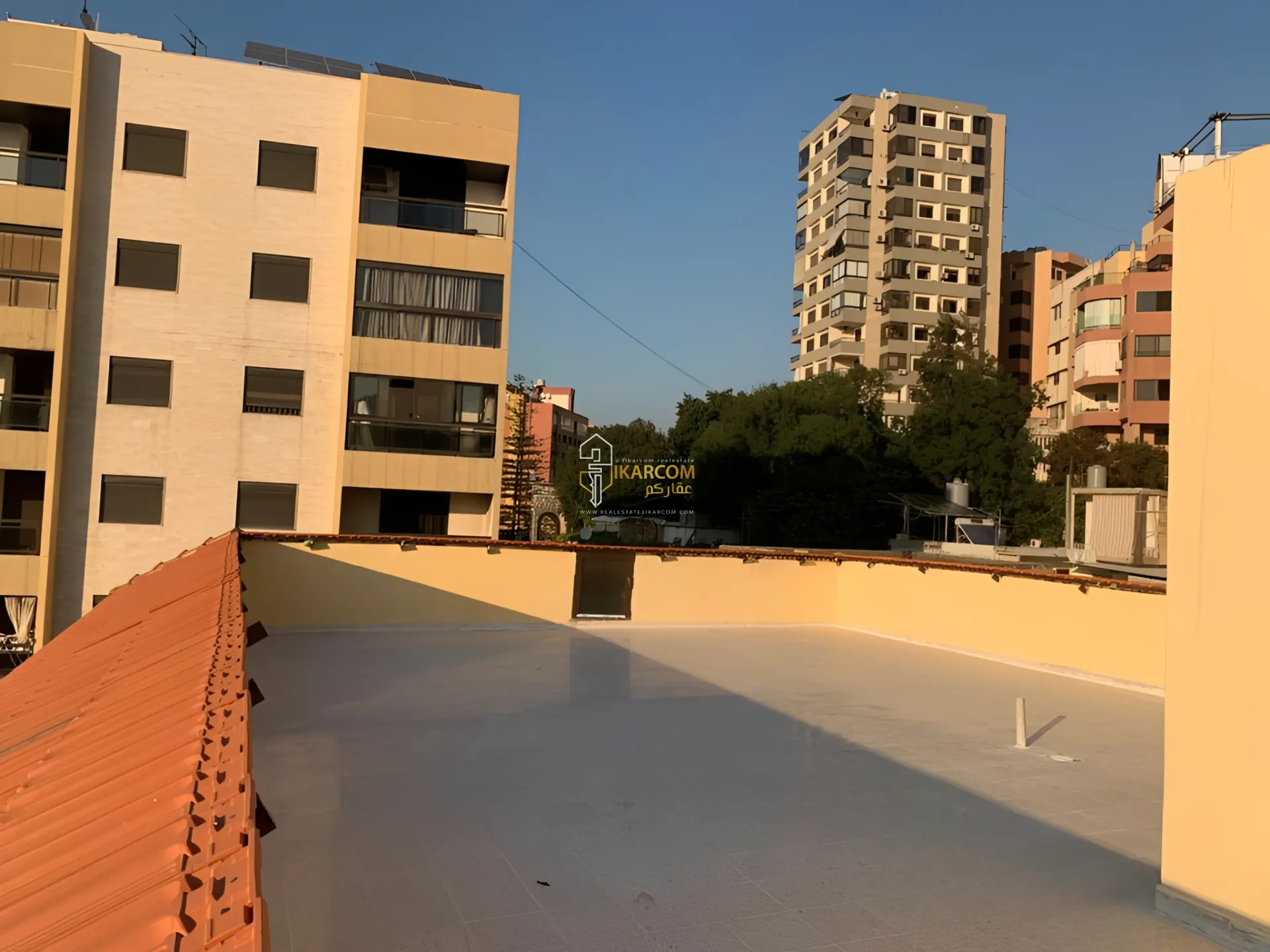 Building for Sale in Jal El Dib