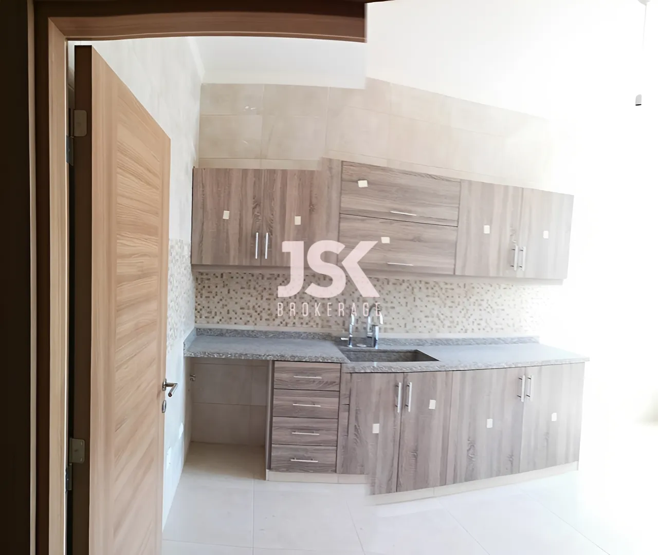 Apartment for Sale in Dekwaneh