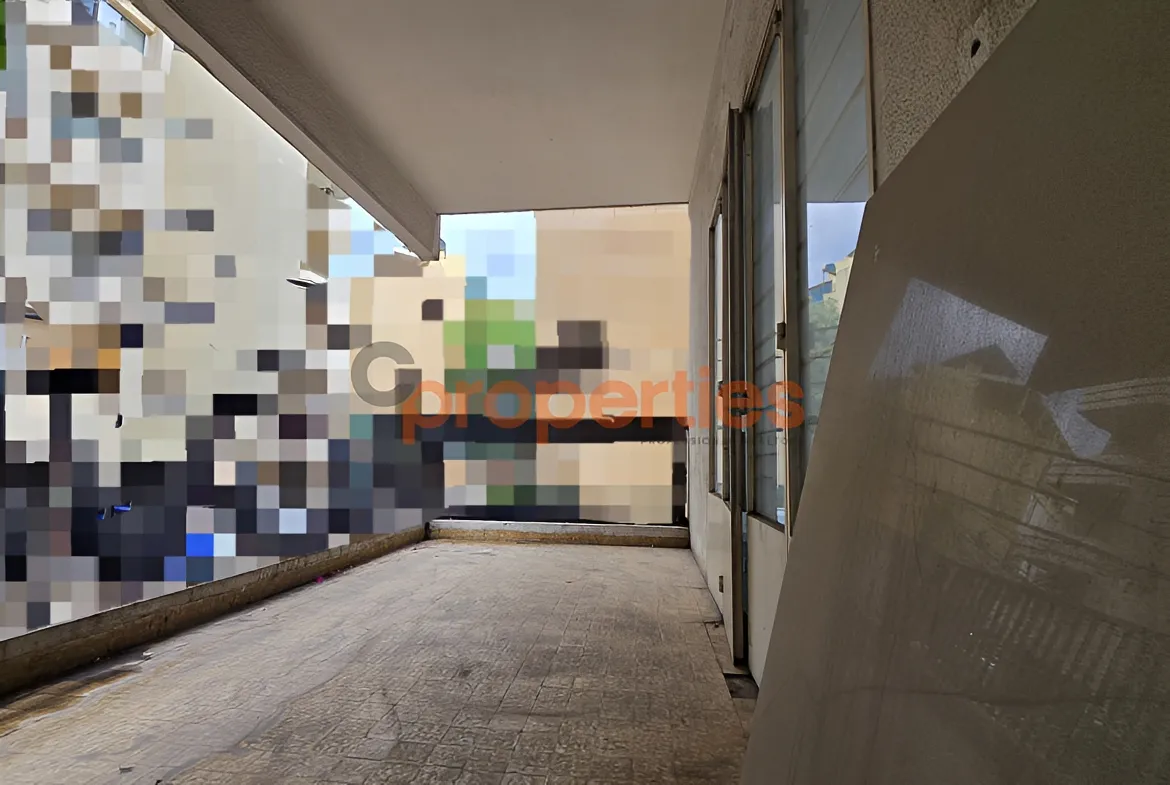 Office for Rent in Forn El Chebbak