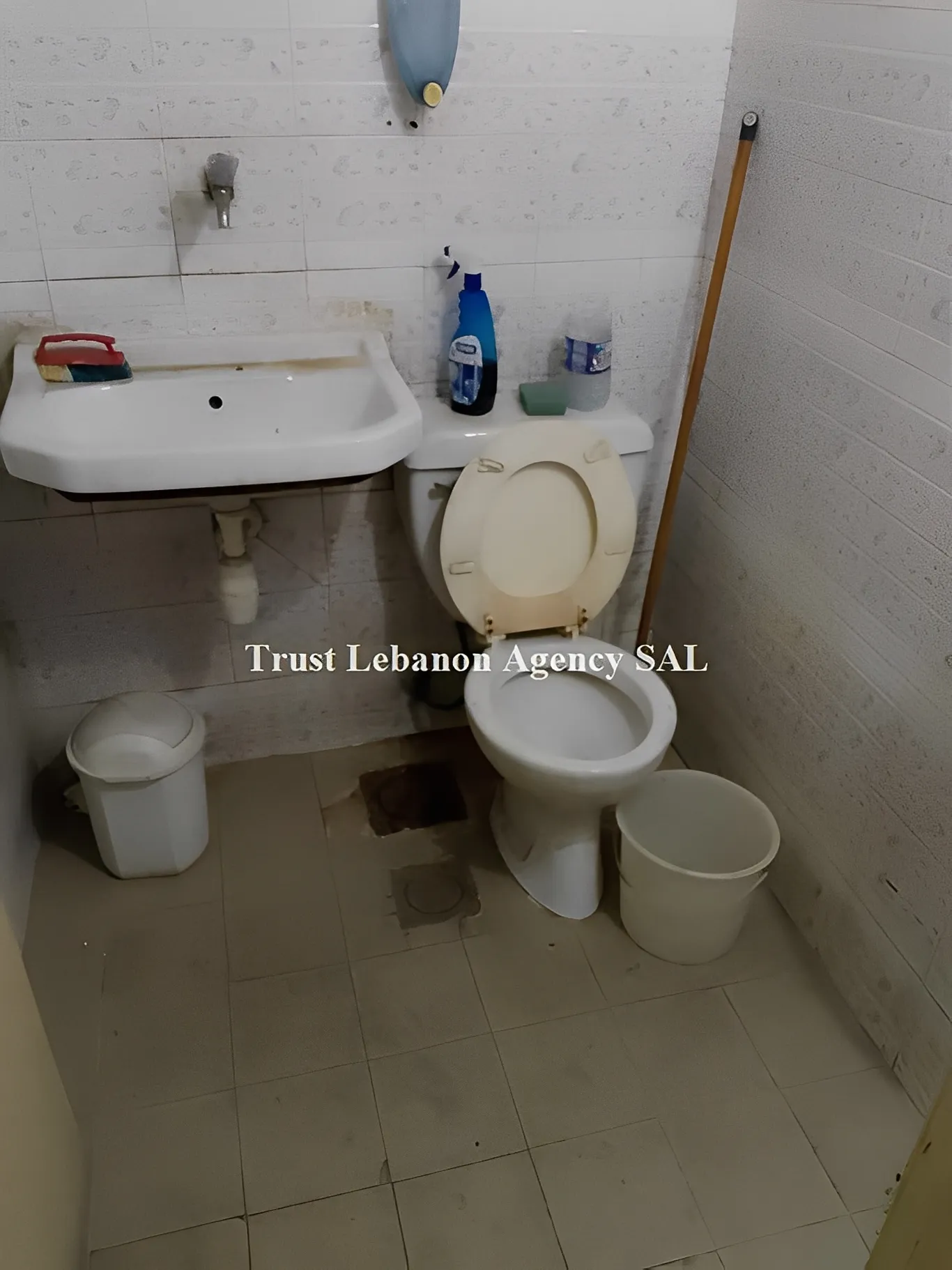 Warehouse for sale in Mar Roukouz