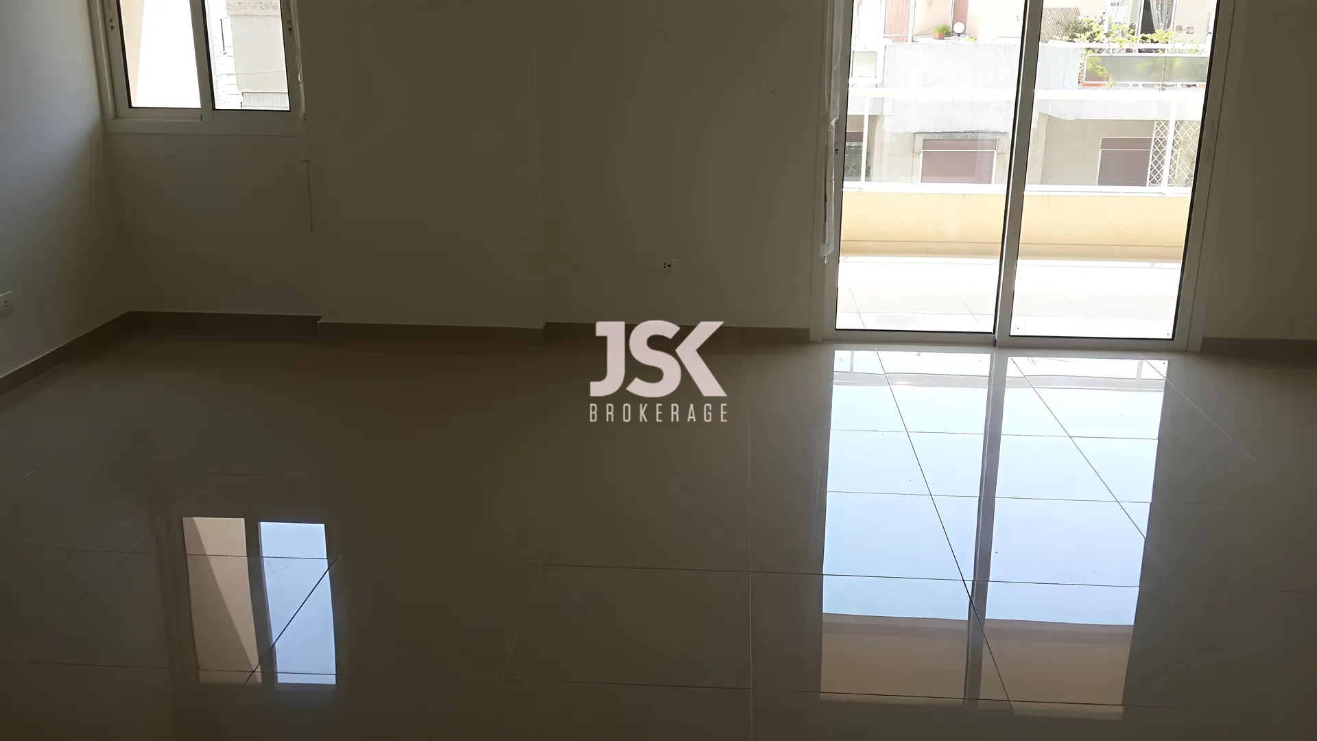 Apartment for Sale in Zouk Mosbeh - 3 bed, 3 bath