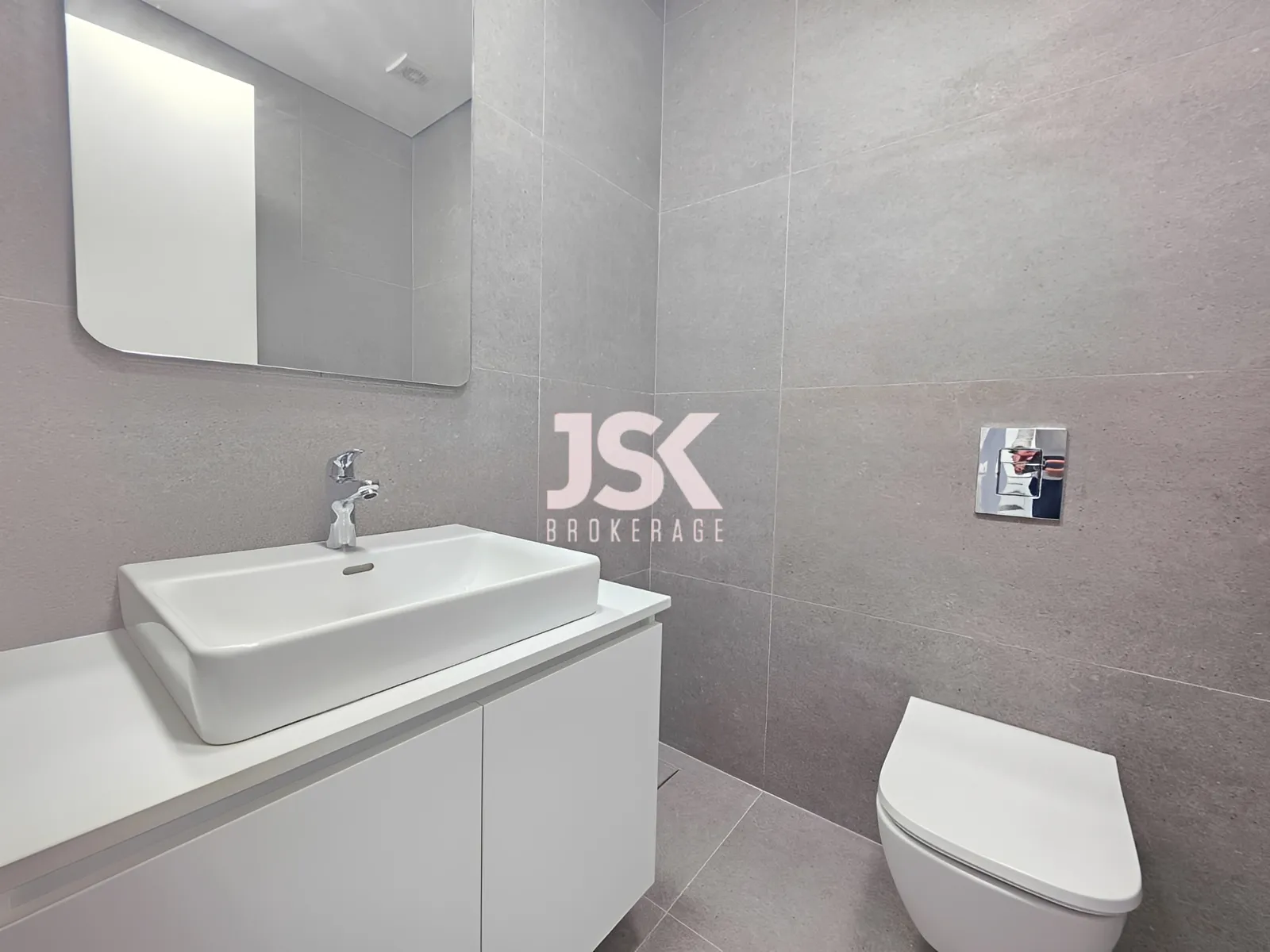 Office for Rent in Horch Tabet
