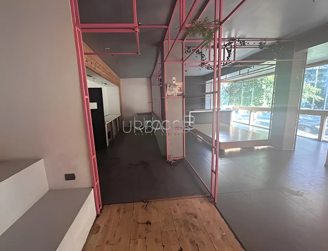 Restaurant for Sale in Sassine, Bayrut, Lebanon