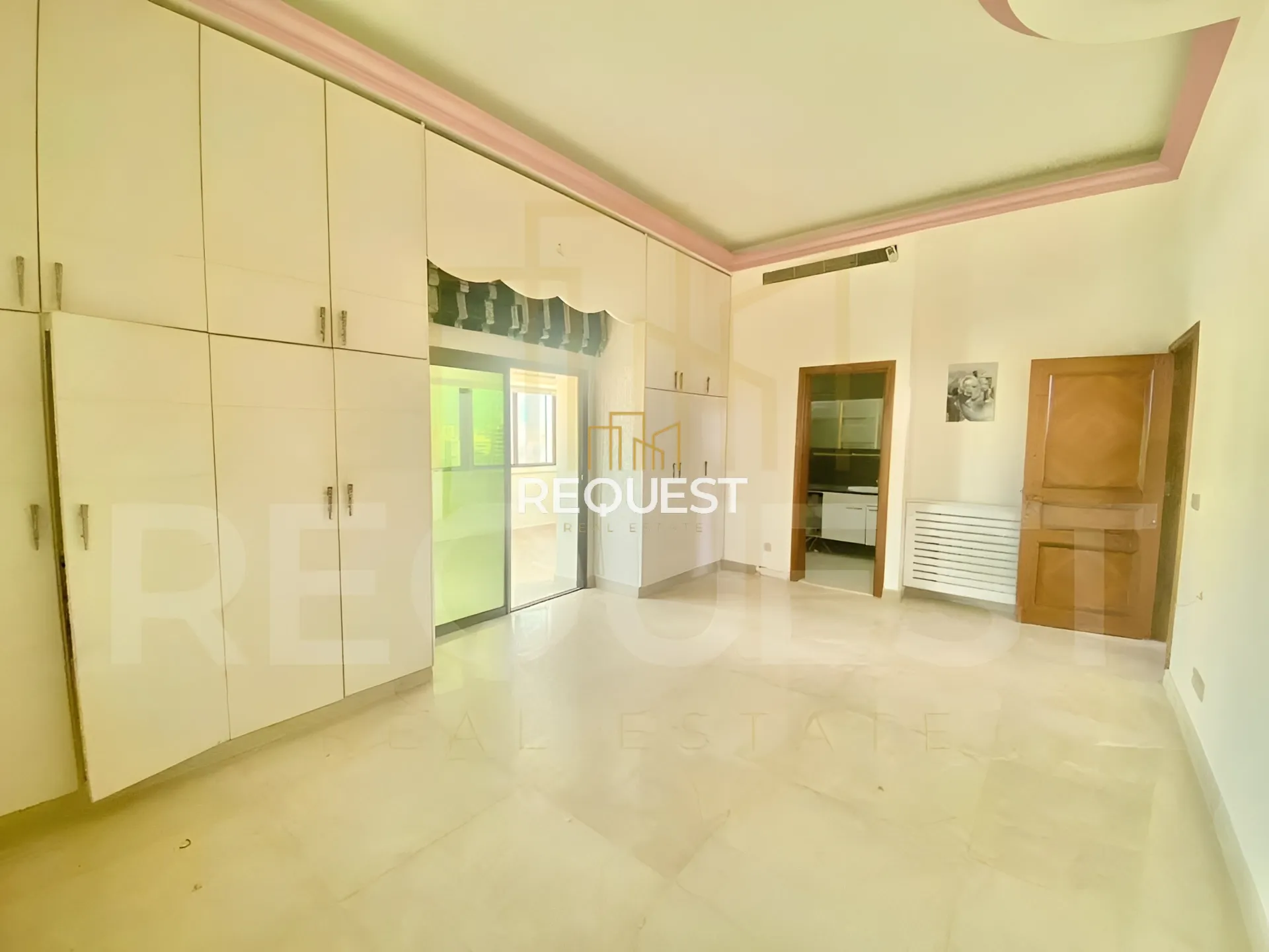 Triplex for sale in Jnah, lebanon