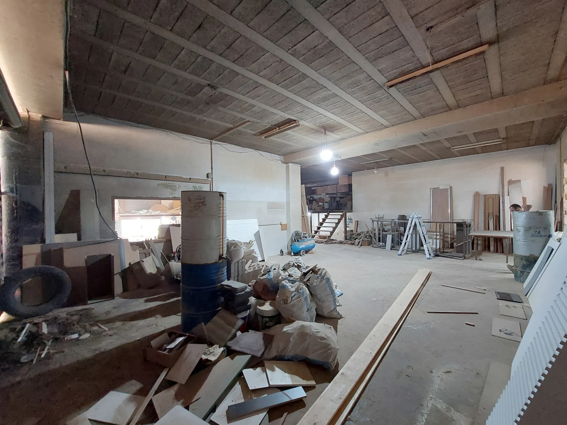 Warehouse for Sale in Jdeideh