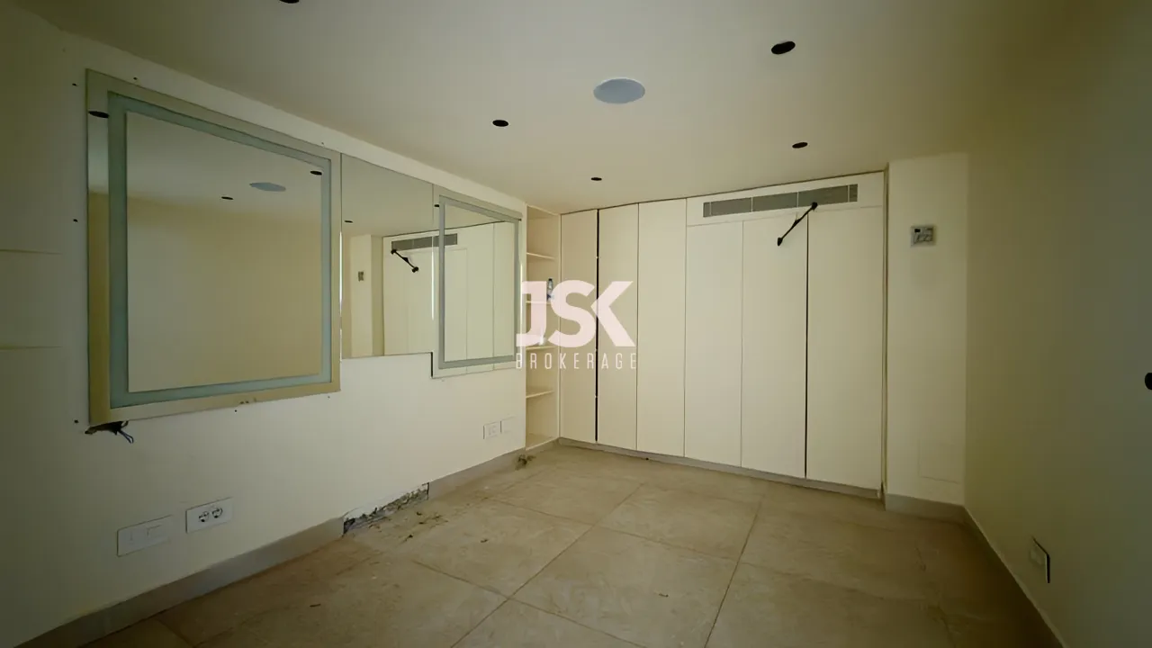 Shop for Rent in Achrafieh