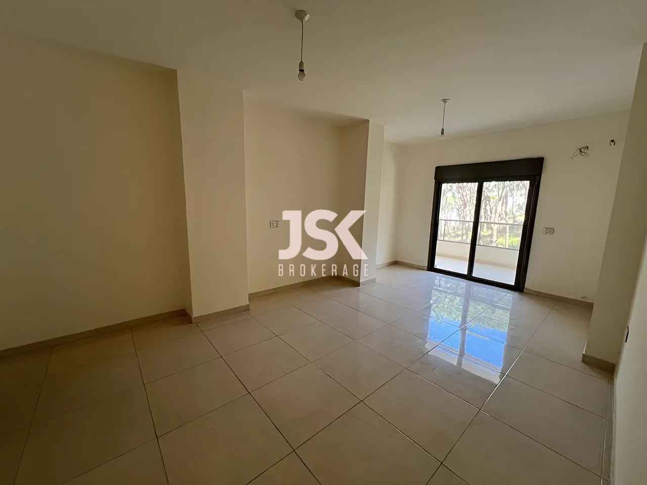 Apartment for Sale in Mar Roukoz - 3 bed, 3 bath