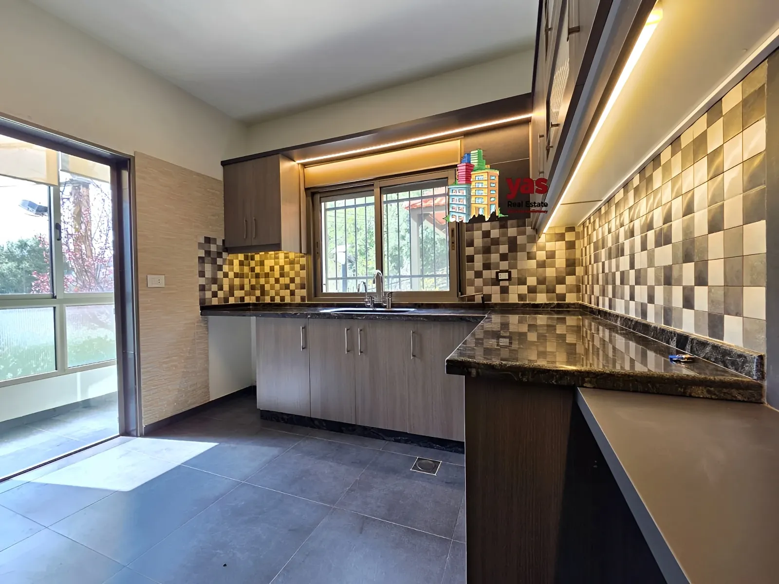 Apartment for Sale in Ajaltoun - 3 bed, 3 bath