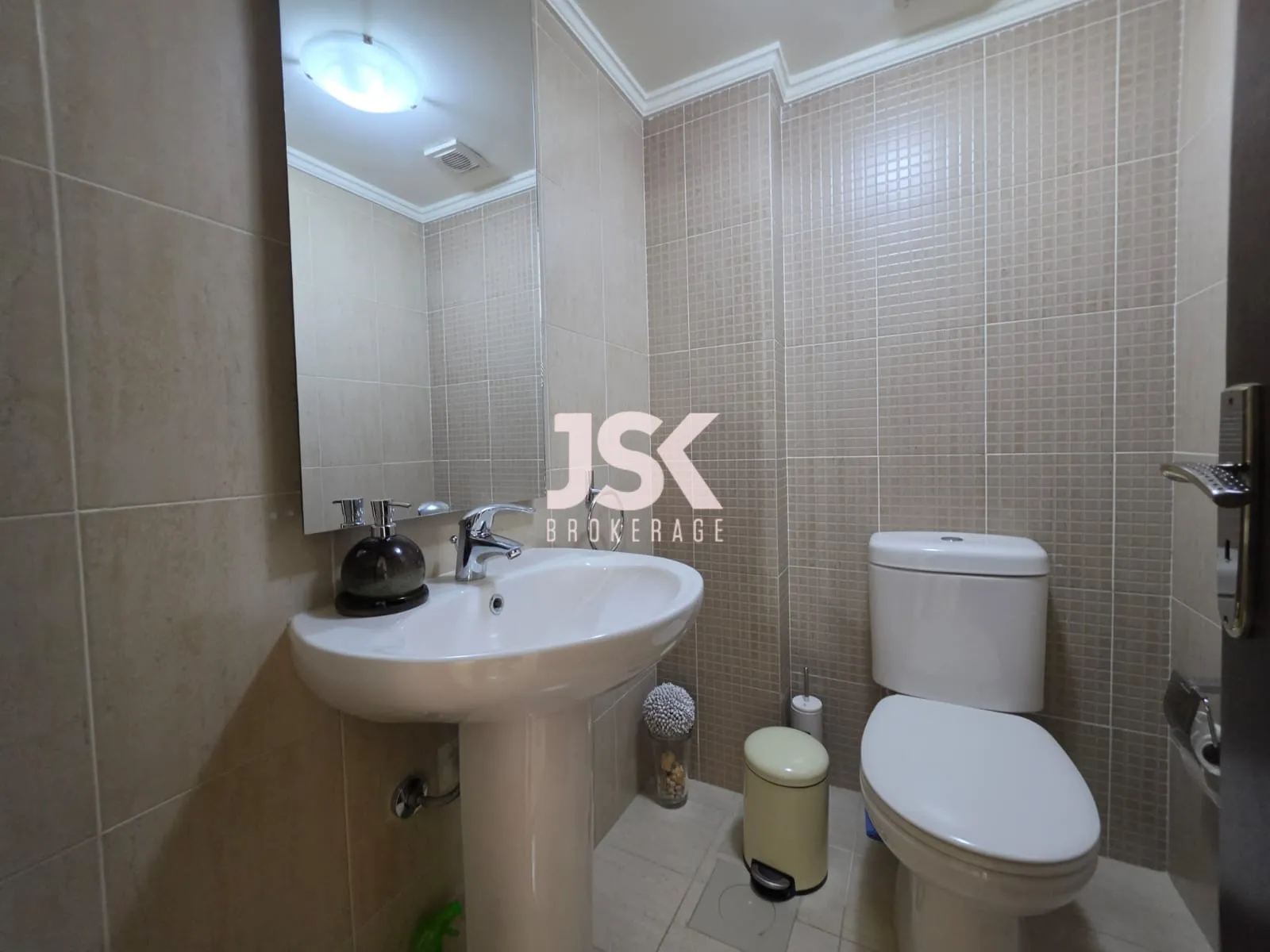 Apartment for Rent in Mar Takla