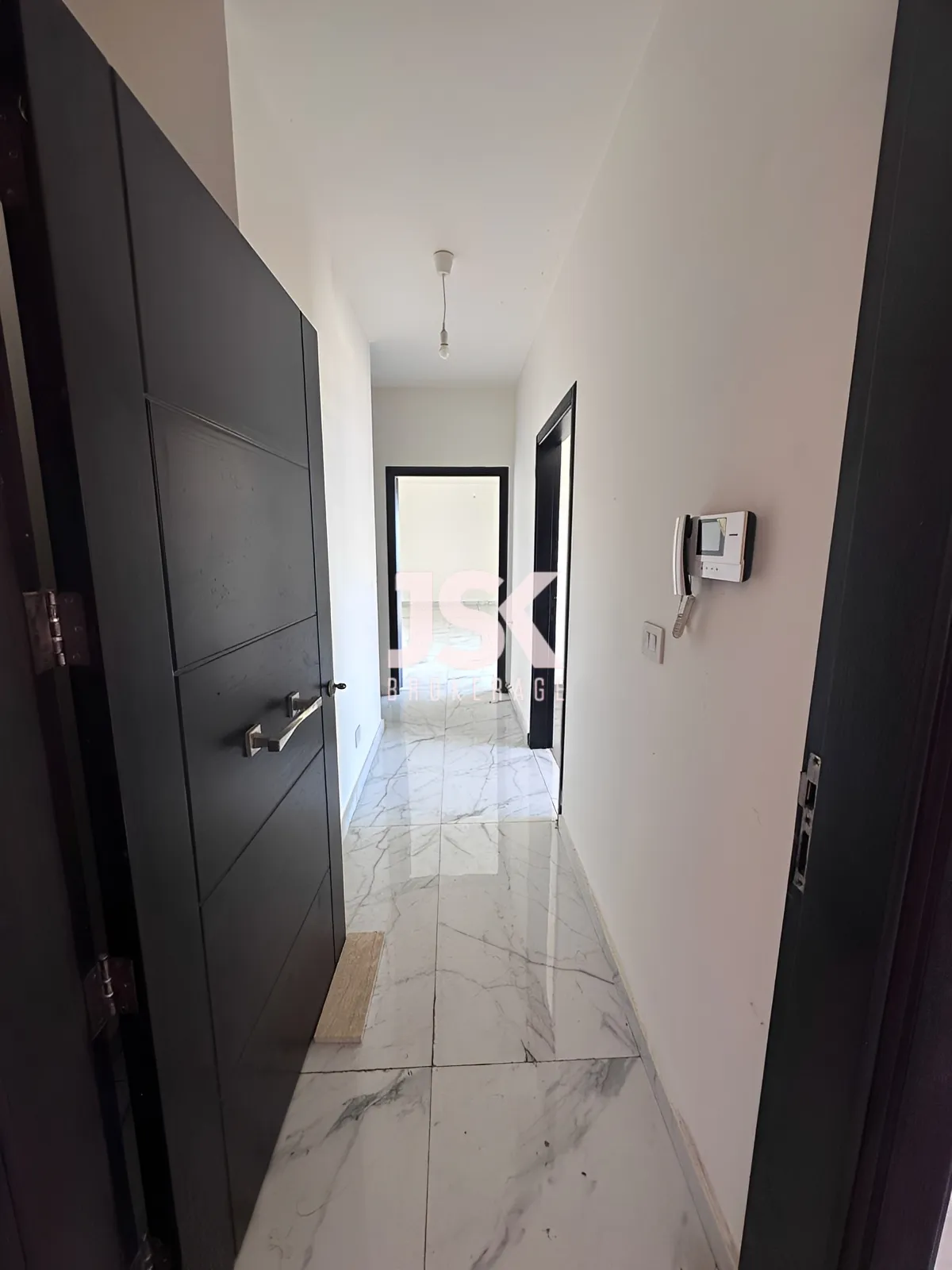 Apartment for Sale in Halat
