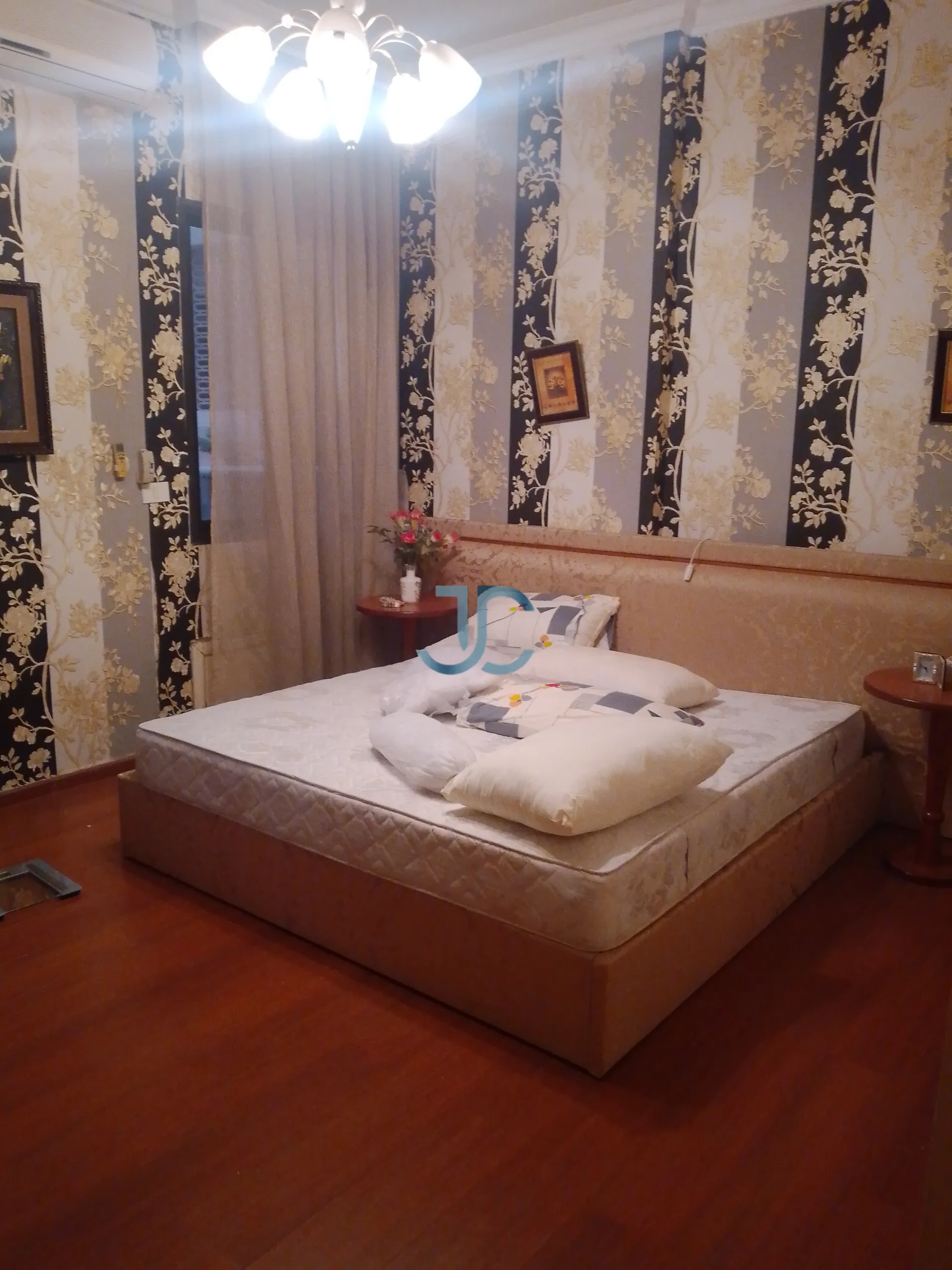Apartment for sale in Haret Sakher