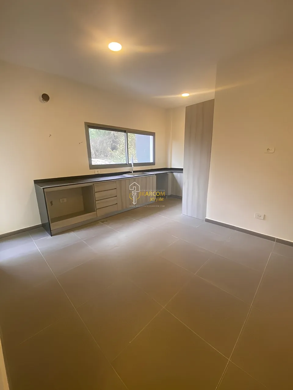 Apartment for Sale in Beit Mery - 4 bed, 5 bath