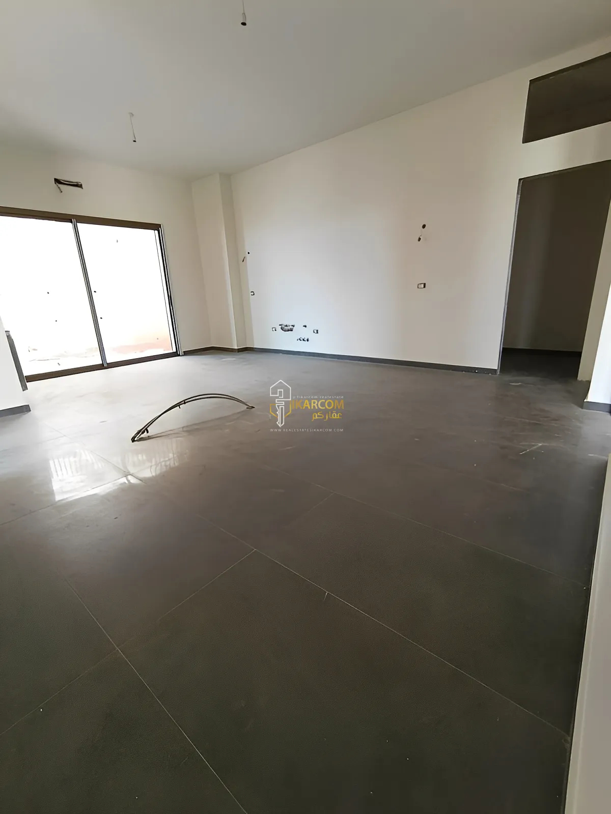Apartment for Sale in Ain Saade - 4 bed, 6 bath
