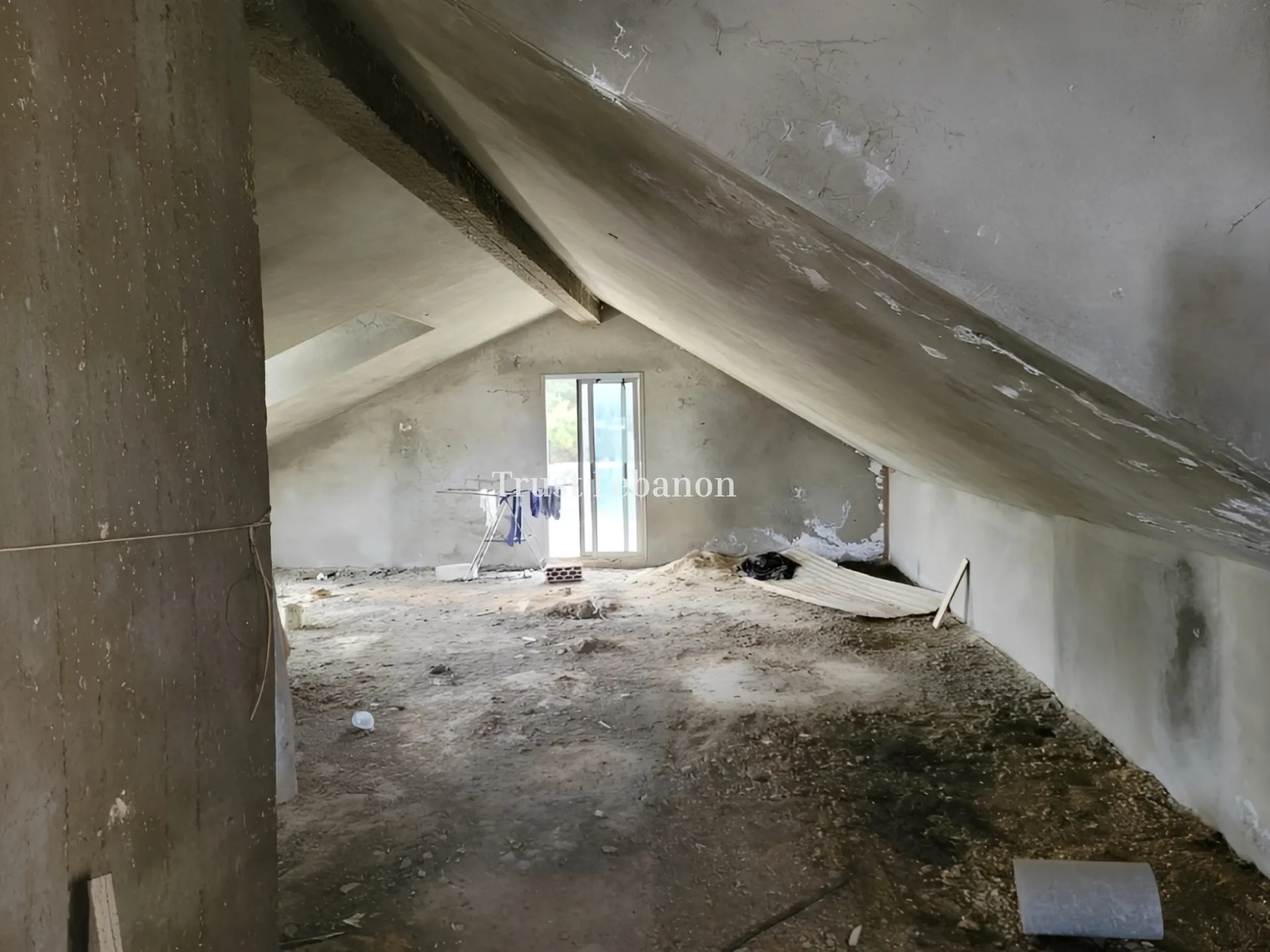 Duplex for sale in Qornet El Hamra, Lebanon