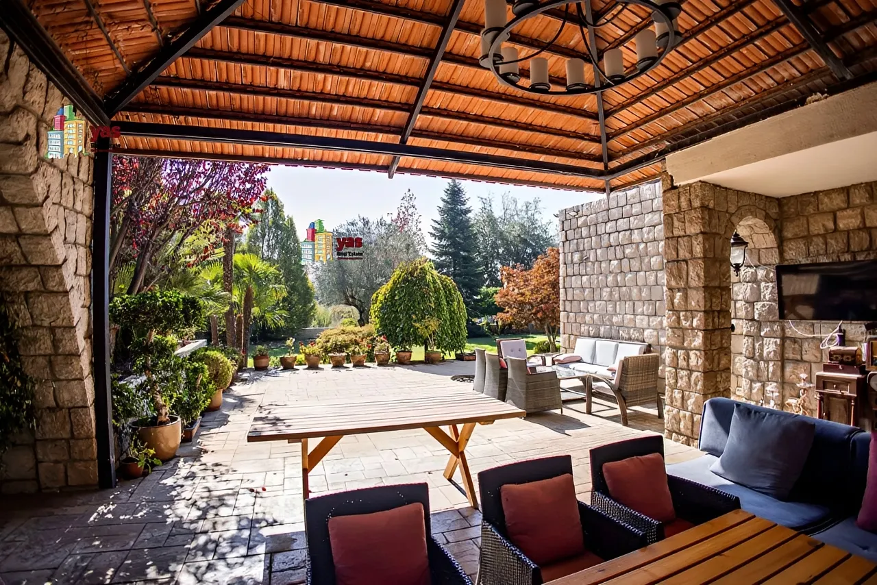Villa for Sale in Ajaltoun - 2 bed, 2 bath
