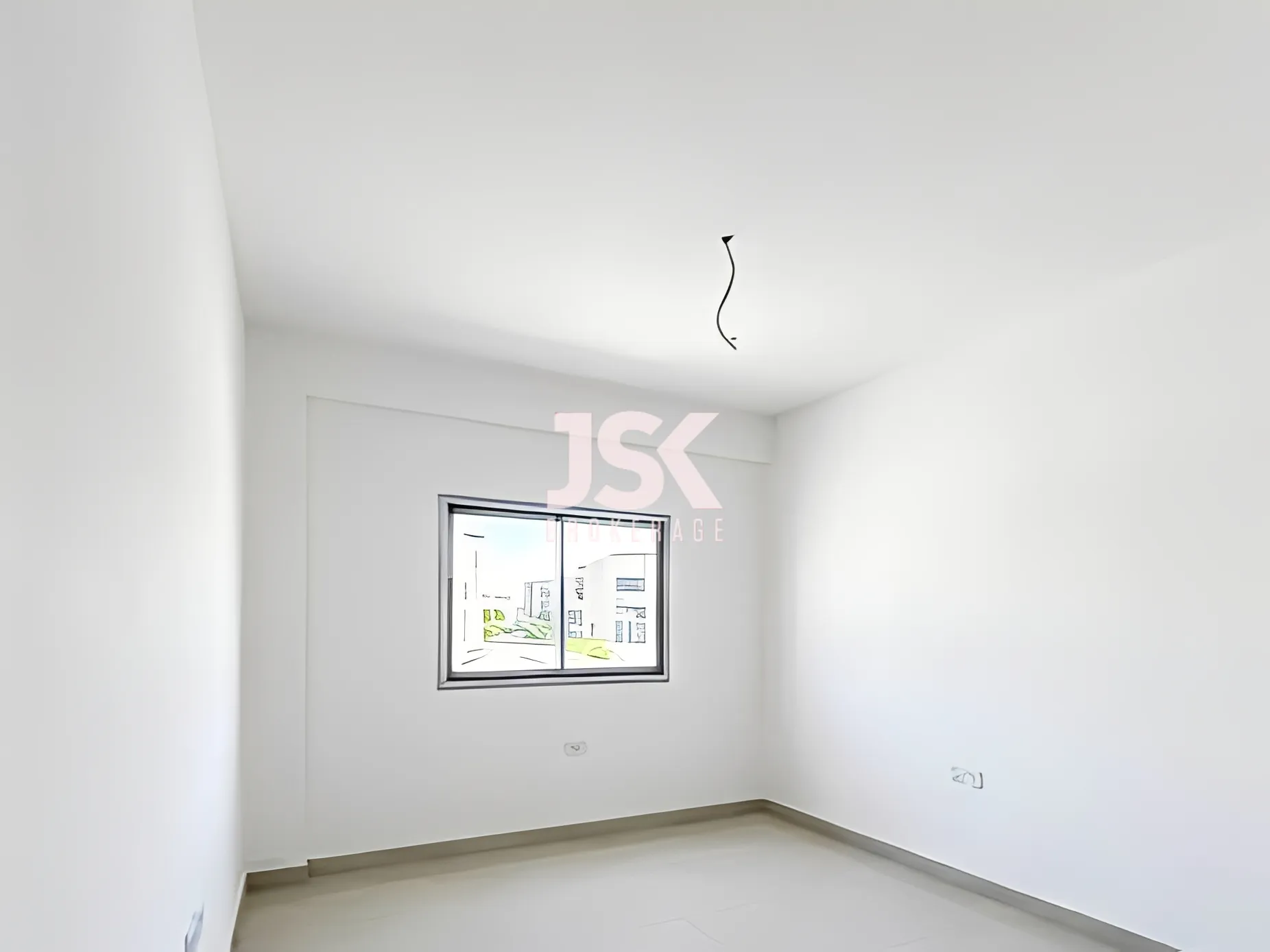 Apartment for Sale in Ain El Remmaneh - 3 bed, 2 bath