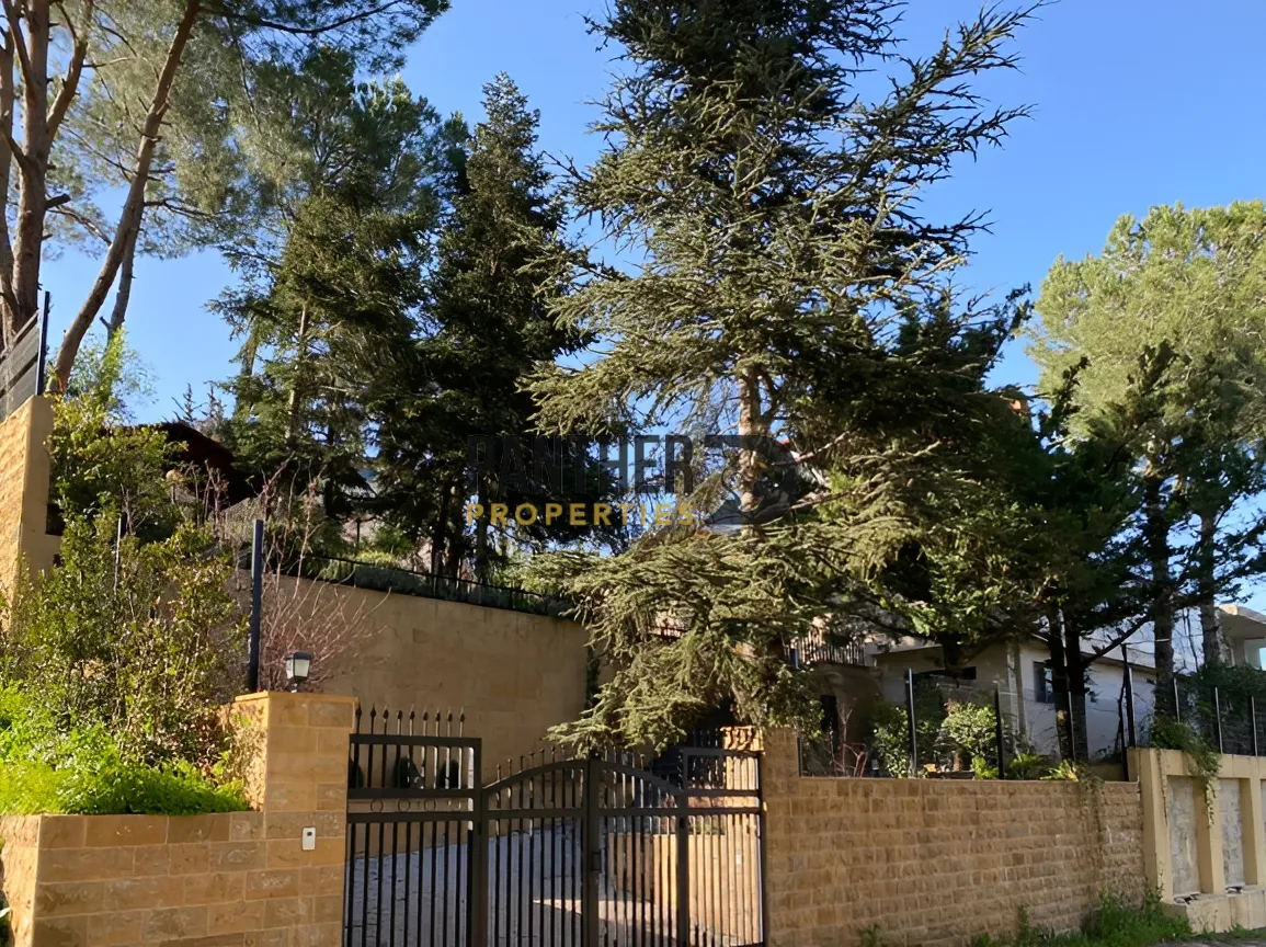 Villa for sale in Hemlaya, Lebanon - 3 bed, 4 bath