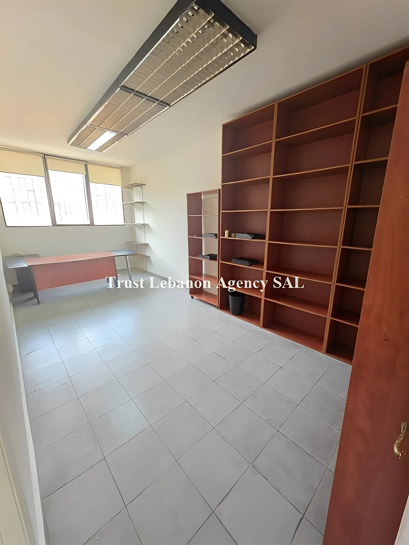 Office For Rent in Metn, Sin El Fil