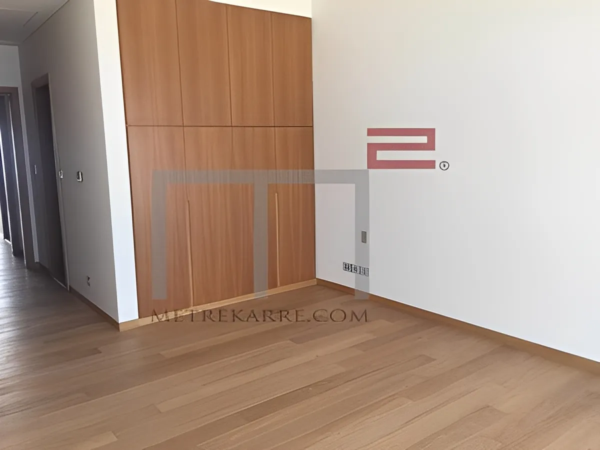 Apartment for Sale in Ashrafieh Beirut Lebanon - 4 bed, 5 bath