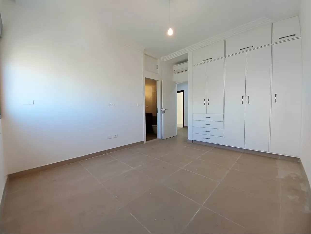 Apartment for Sale in Haret Sakhr