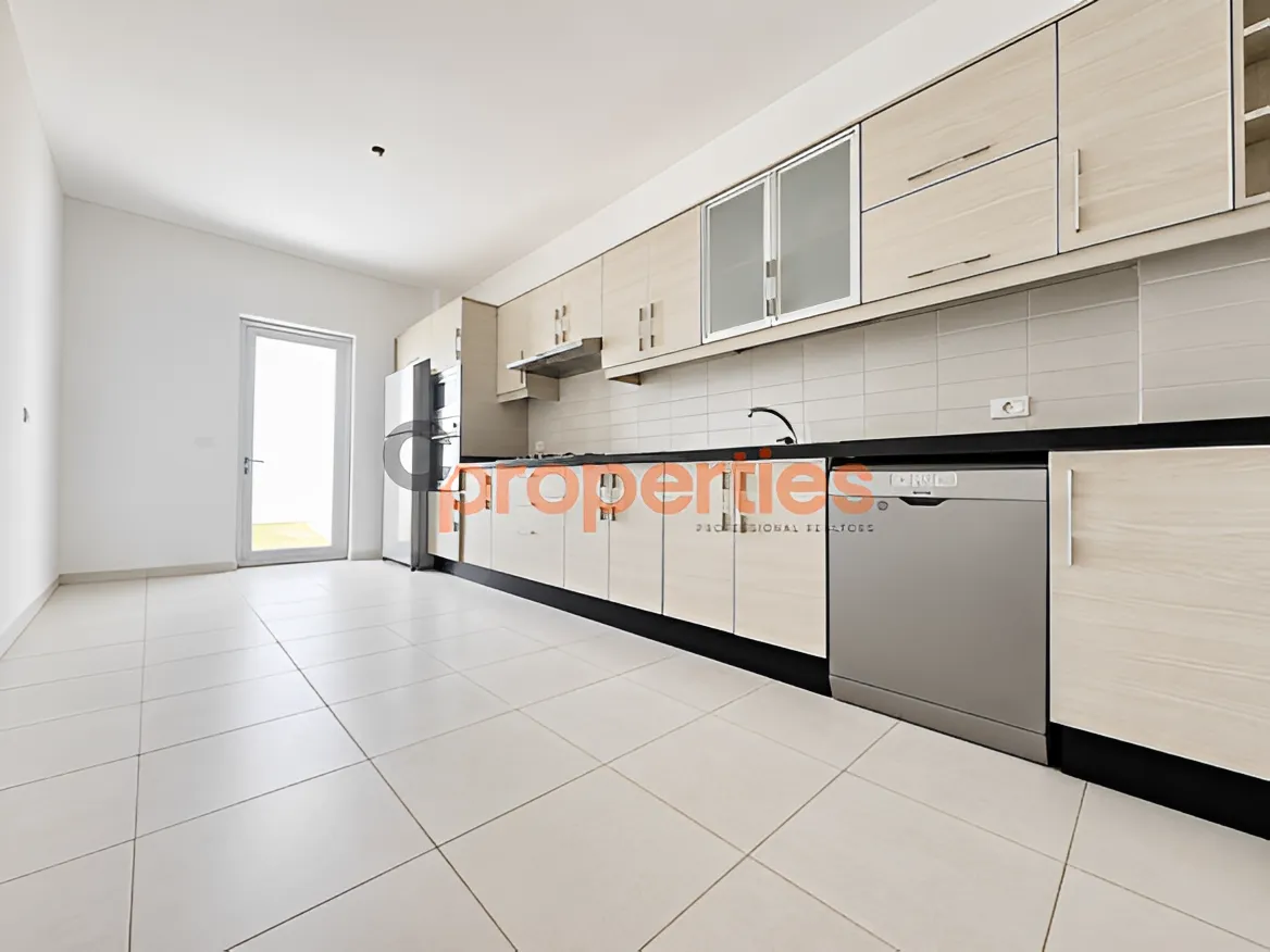 Apartment for sale in Ramleh Al Bayda, Beirut, Lebanon