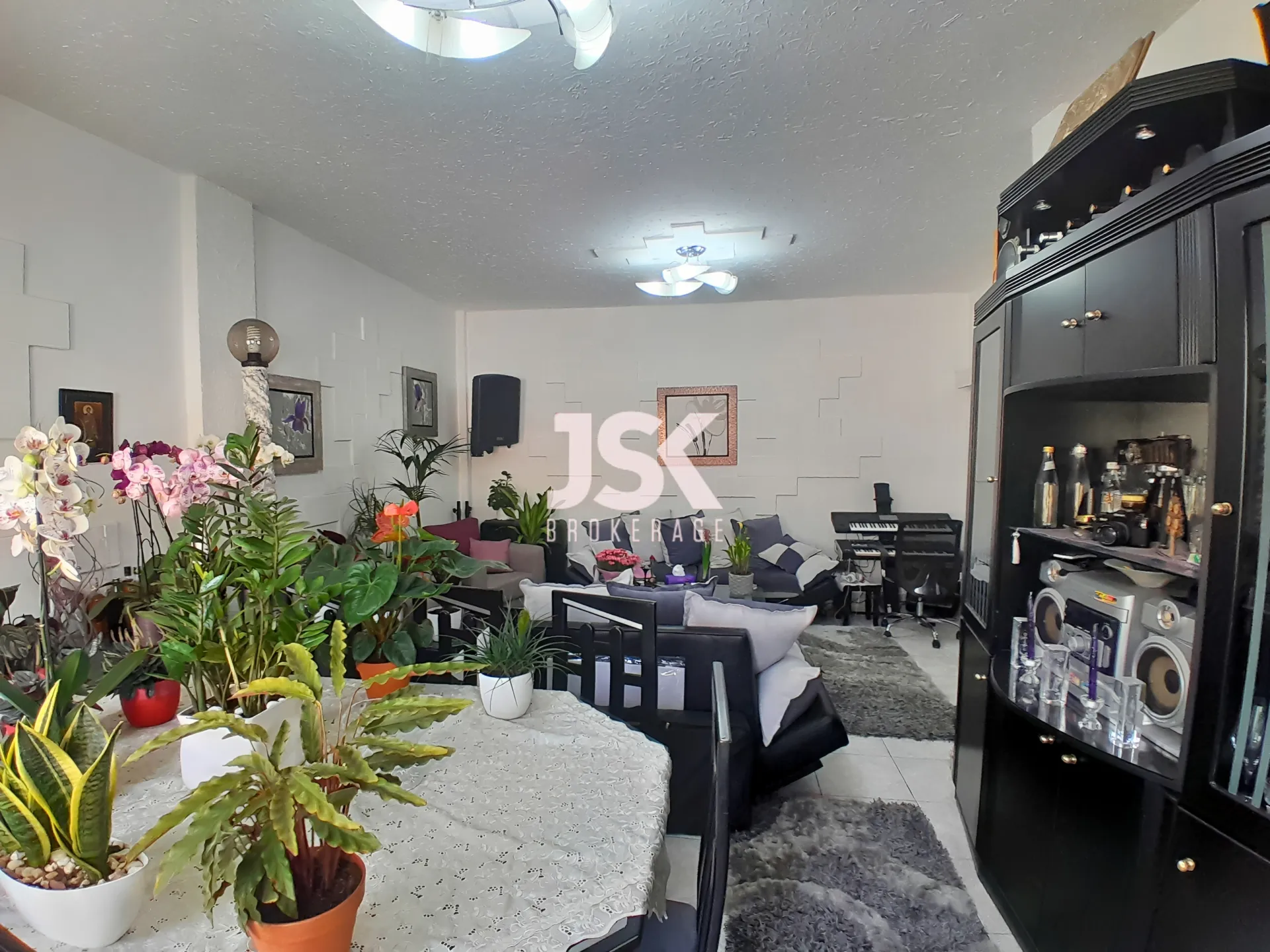 Apartment for Sale in Achrafieh