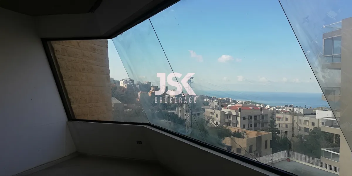 Villa for Sale in Qornet El Hamra, Lebanon - 5 bed, 5 bath