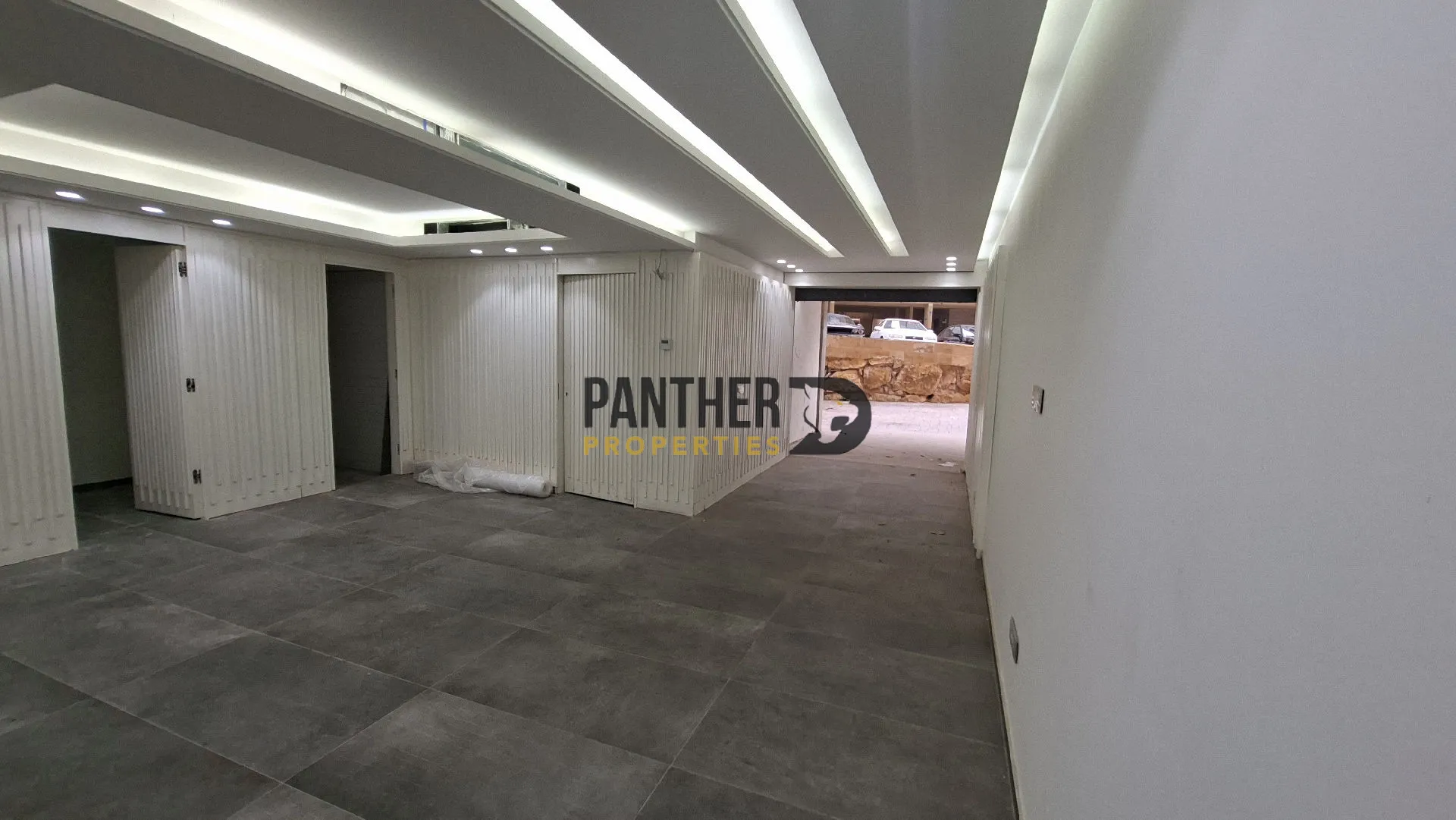Commercial for rent in Dekwaneh, lebanon