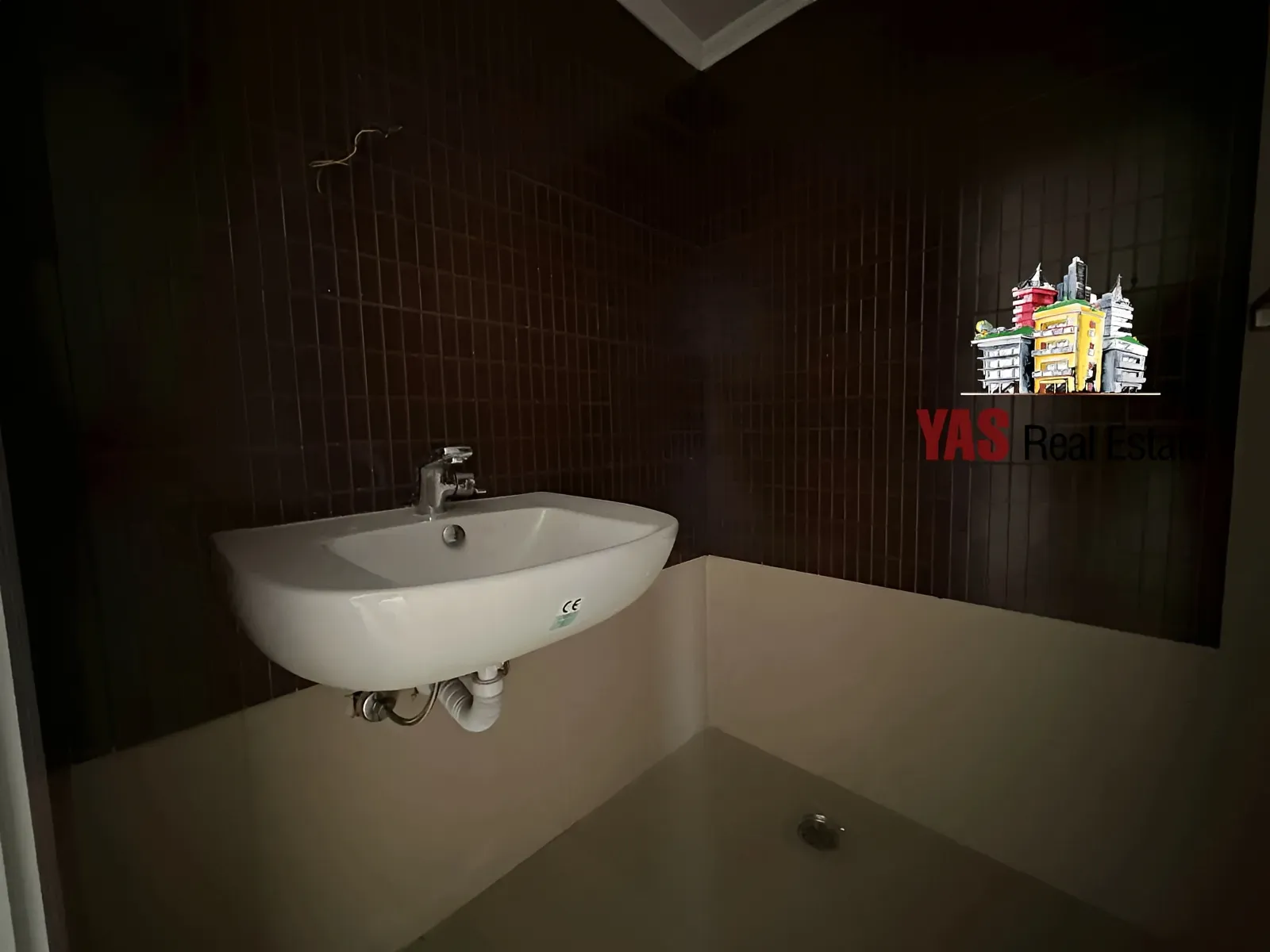 Apartment for Sale in Kfar Yassine - 3 bed, 3 bath