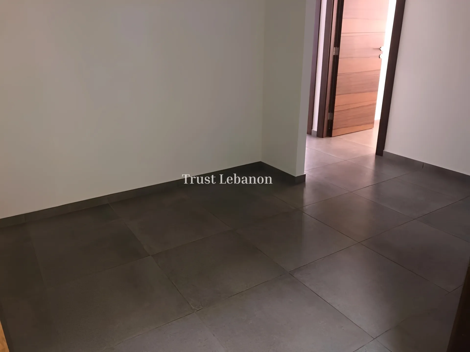 Office for rent in Horch Tabet, Lebanon