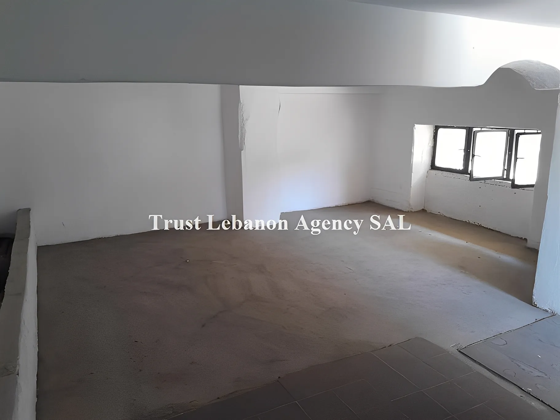 Commercial Property For Sale in Metn, Nahr El Mott