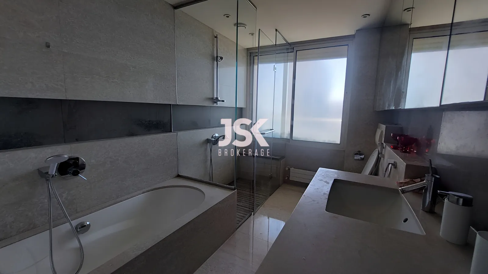 Apartment for Sale in Ras