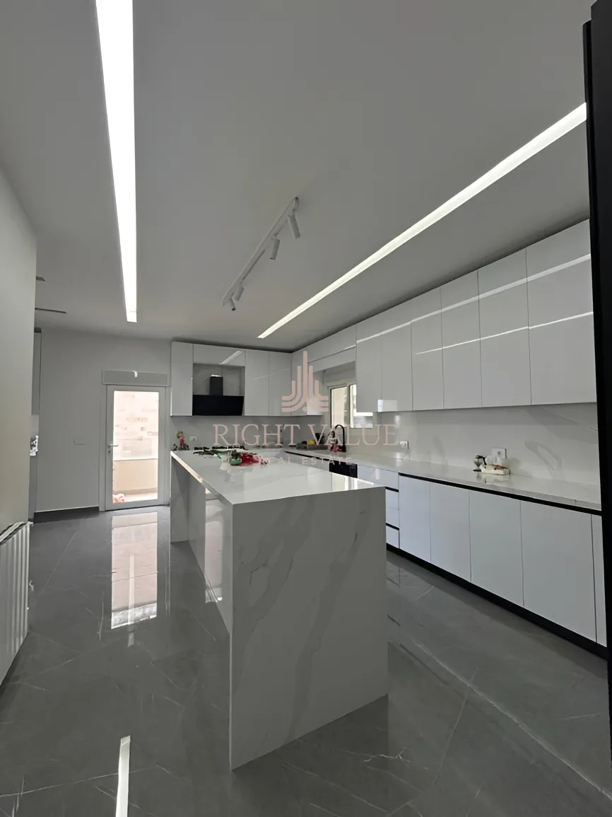 Apartment for sale in Ballouneh, Lebanon - 3 bed, 3 bath