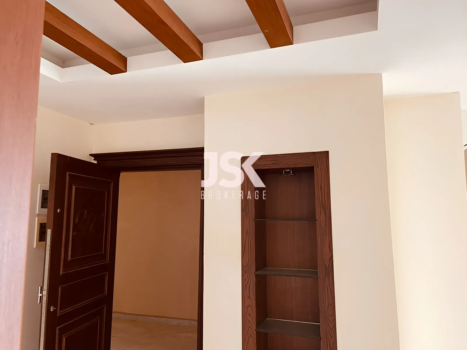 Apartment for Sale in Halat