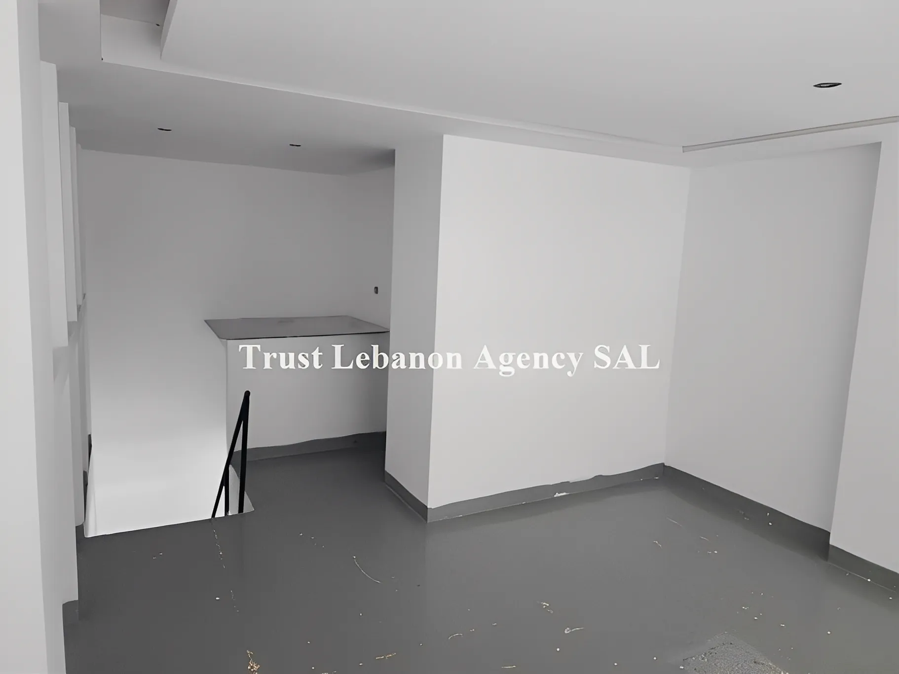 Shop for sale in Metn, Sin El Fil